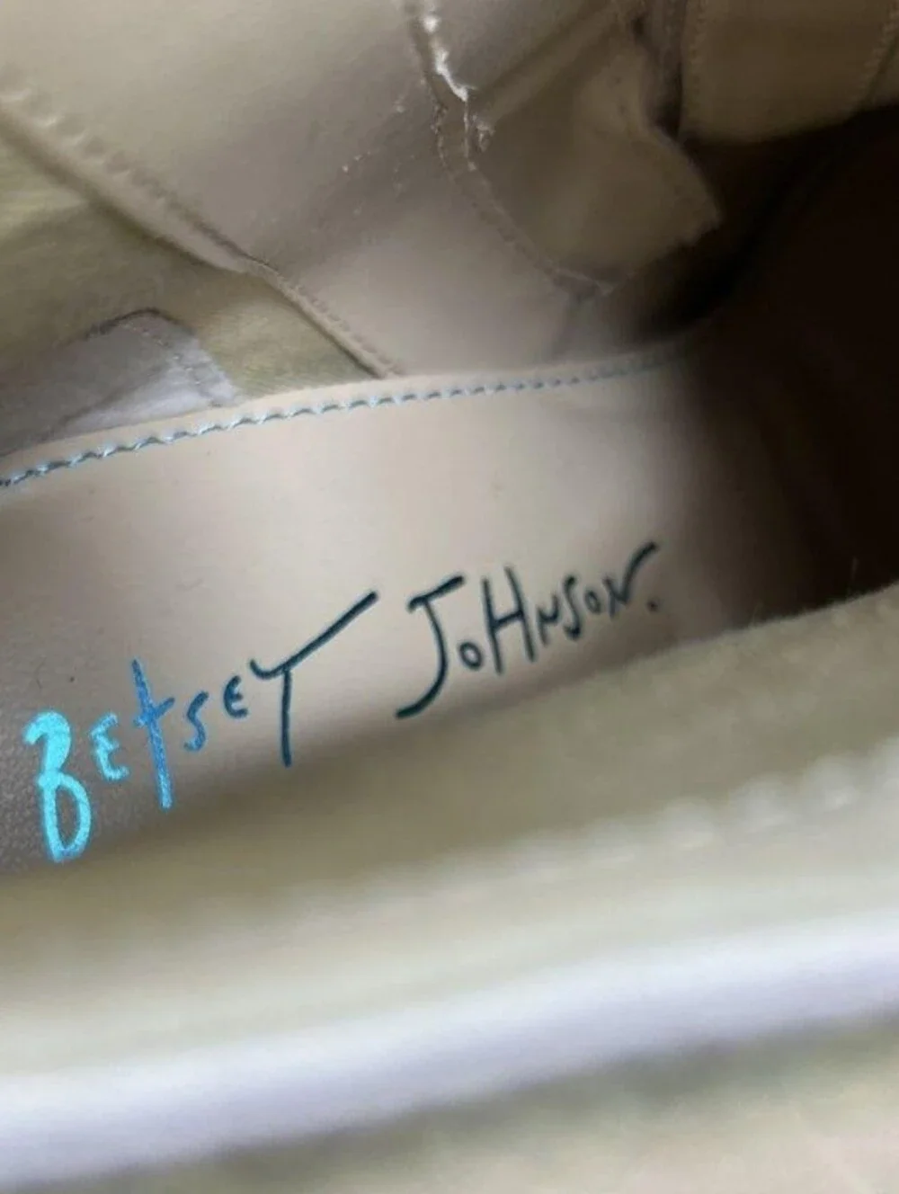 IOB Betsey Johnson SB-Cady ankle boots SZ 9